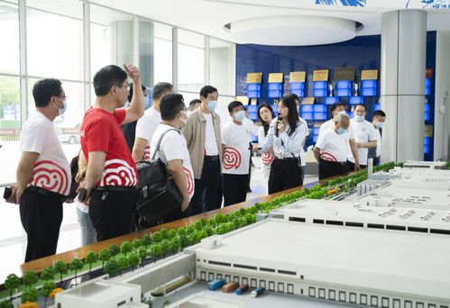 黨群連心 情暖寶地 源初公益基金會攜手共赴上海研學(xué)之旅